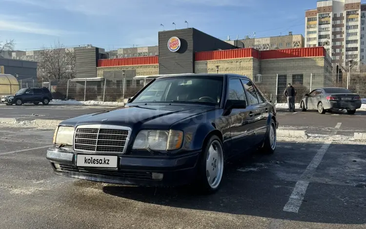 Mercedes-Benz E 280 1991 годаfor3 000 000 тг. в Алматы