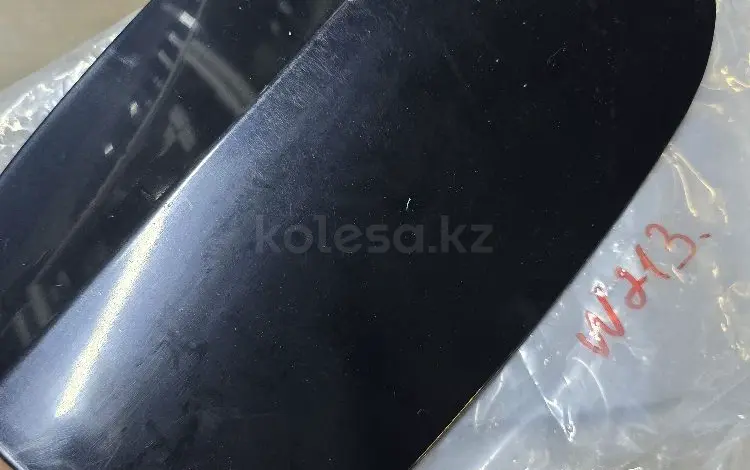 Крышка бензобака на mercedes W213, E class за 65 500 тг. в Астана