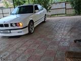 BMW 725 1990 года за 1 700 000 тг. в Алматы – фото 2