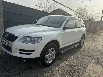 Volkswagen Touareg 2007 года за 5 800 000 тг. в Каскелен