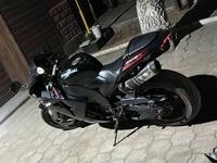 Kawasaki  ZX-10 Ninja 2006 годаүшін2 850 000 тг. в Караганда