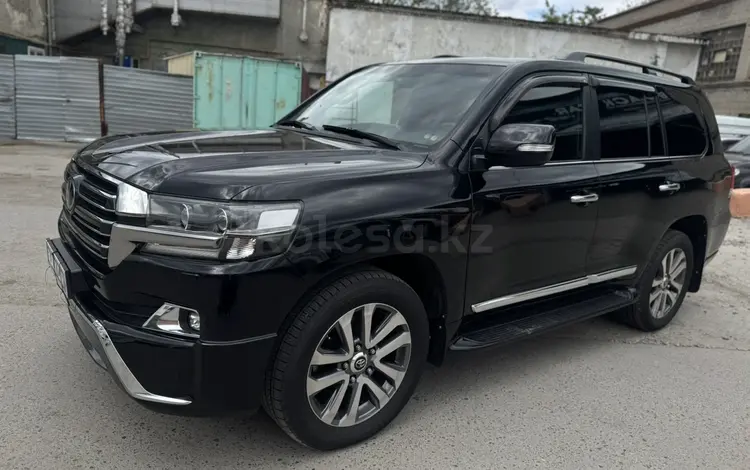 Toyota Land Cruiser 2017 года за 29 500 000 тг. в Костанай