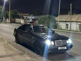 Mercedes-Benz E 320 1997 года за 2 850 000 тг. в Шымкент – фото 2