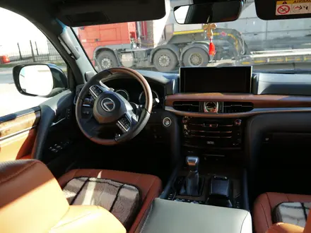 Lexus LX 570 2019 года за 36 000 000 тг. в Тараз – фото 2