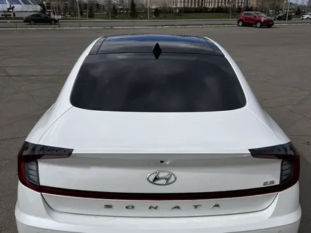 Hyundai Sonata 2022 года за 14 200 000 тг. в Уральск – фото 24