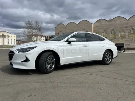 Hyundai Sonata 2022 года за 14 200 000 тг. в Уральск