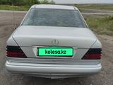 Mercedes-Benz E 250 1993 годаүшін2 000 000 тг. в Караганда – фото 2