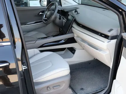Hyundai Custin Luxe 2024 года за 13 790 000 тг. в Костанай – фото 10