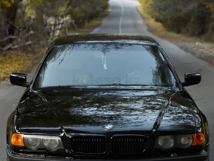 BMW 730 2000 года за 4 700 000 тг. в Алматы – фото 15