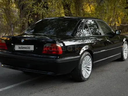 BMW 730 2000 года за 4 700 000 тг. в Алматы – фото 17