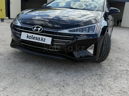 Hyundai Elantra 2019 года за 7 500 000 тг. в Уральск – фото 11