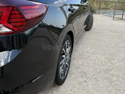 Hyundai Elantra 2019 года за 7 500 000 тг. в Уральск – фото 3