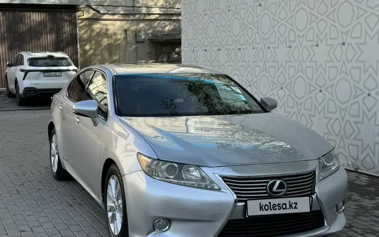 Lexus ES 300h 2013 годаүшін8 200 000 тг. в Шымкент