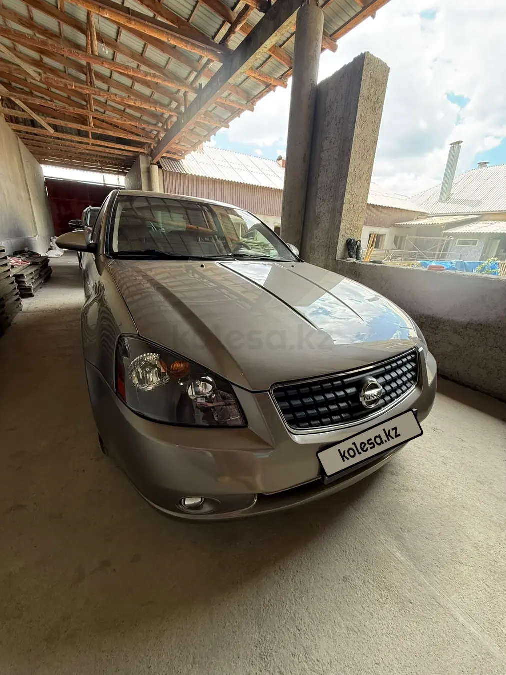 Nissan Altima, 2005