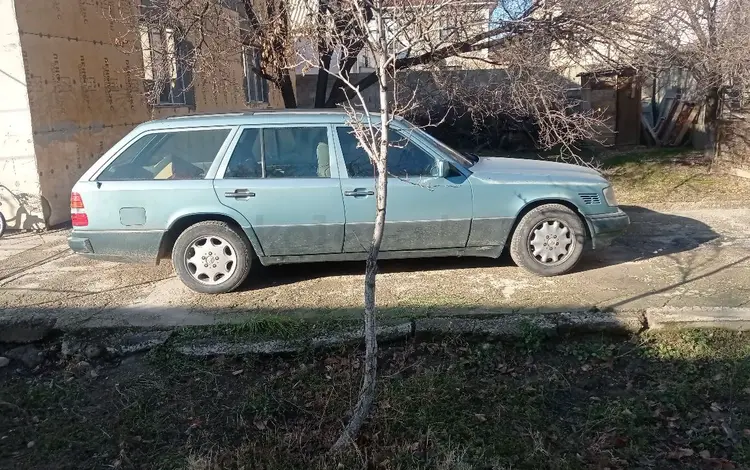 Mercedes-Benz E 320 1994 года за 2 000 000 тг. в Тараз