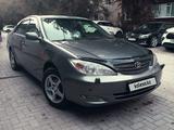 Toyota Camry 2004 года за 6 100 000 тг. в Актобе