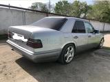 Mercedes-Benz E 280 1994 годаүшін2 500 000 тг. в Узынагаш – фото 2