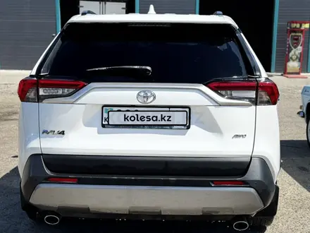 Toyota RAV4 2021 года за 19 000 000 тг. в Усть-Каменогорск – фото 5