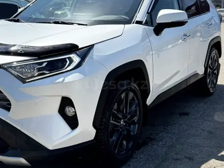 Toyota RAV4 2021 года за 19 000 000 тг. в Усть-Каменогорск – фото 6