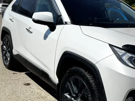 Toyota RAV4 2021 года за 19 000 000 тг. в Усть-Каменогорск – фото 3