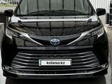 Toyota Sienna 2021 года за 27 500 000 тг. в Алматы