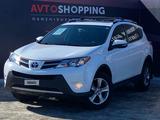 Toyota RAV4 2015 года за 11 000 000 тг. в Актобе