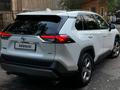 Toyota RAV4 2021 годаүшін15 000 000 тг. в Атырау – фото 8