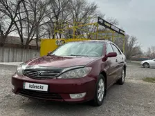 Toyota Camry, 2005