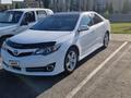 Toyota Camry 2014 года за 5 500 000 тг. в Уральск – фото 2