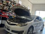 Toyota Camry 2014 года за 5 500 000 тг. в Уральск – фото 3