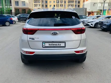 Kia Sportage 2018 года за 10 000 000 тг. в Астана – фото 4