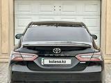 Toyota Camry 2020 года за 15 200 000 тг. в Шымкент – фото 5