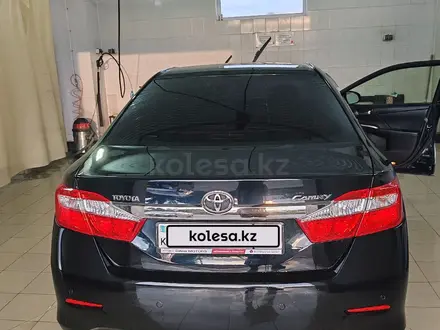 Toyota Camry 2012 года за 10 500 000 тг. в Семей – фото 9