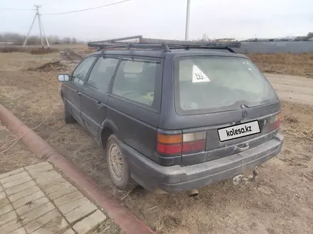 Volkswagen Passat 1992 года за 700 000 тг. в Уральск – фото 4