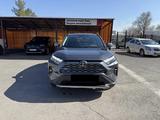 Toyota RAV4 2025 года за 21 000 000 тг. в Караганда