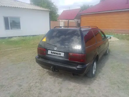 Volkswagen Passat 1995 года за 1 800 000 тг. в Лисаковск – фото 4