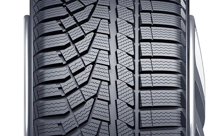 Sailun Ice Blazer Alpine EVO 1 255/40R19 за 43 000 тг. в Алматы