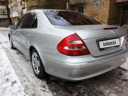 Mercedes-Benz E 320 2004 года за 10 000 000 тг. в Рудный – фото 4