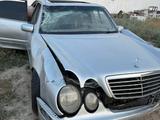 Mercedes-Benz E 320 2001 годаүшін1 250 000 тг. в Актобе