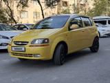 Chevrolet Aveo 2004 года за 2 700 000 тг. в Алматы – фото 4