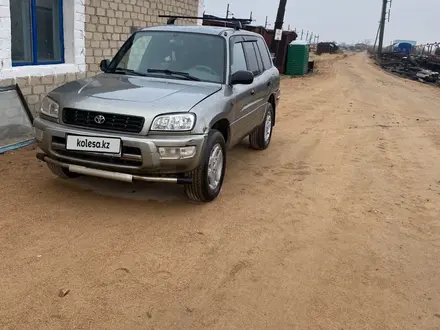 Toyota RAV4 2000 года за 3 700 000 тг. в Аркалык – фото 2