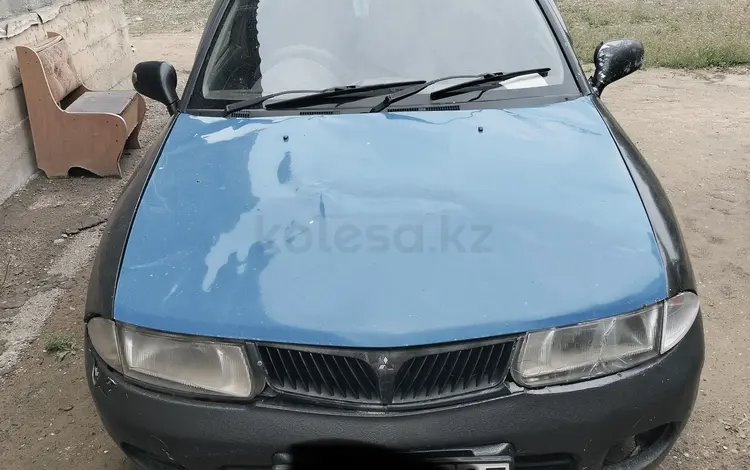 Mitsubishi Carisma 1997 года за 500 000 тг. в Алматы