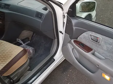 Toyota Mark II Qualis 1998 года за 3 200 000 тг. в Алматы – фото 12