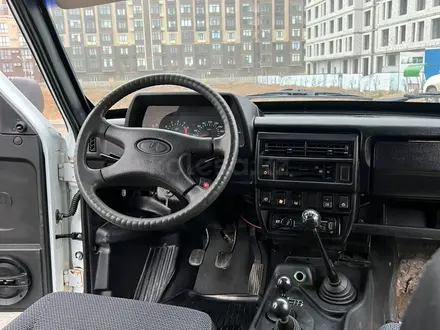 ВАЗ (Lada) Lada 2121 2017 года за 3 200 000 тг. в Атырау – фото 12