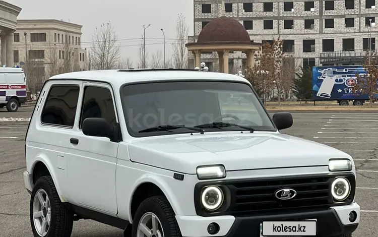 ВАЗ (Lada) Lada 2121 2017 годаfor3 200 000 тг. в Атырау