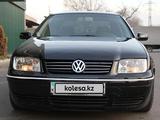 Volkswagen Golf 2003 года за 3 500 000 тг. в Алматы – фото 2