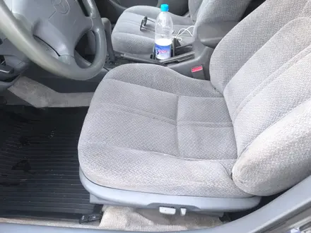 Toyota Camry 2000 года за 3 500 000 тг. в Тараз – фото 4