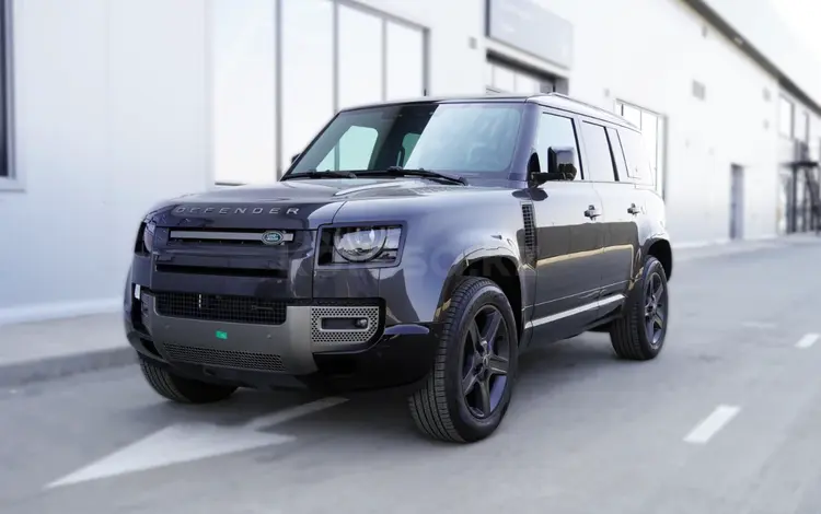 Land Rover Defender 2022 года за 85 000 000 тг. в Шымкент