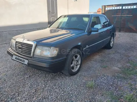 Mercedes-Benz E 200 1990 года за 900 000 тг. в Кызылорда