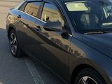Hyundai Elantra 2022 года за 9 000 000 тг. в Атырау – фото 3